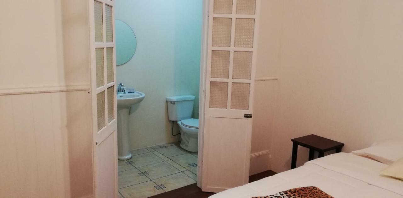 Casa Mayela Guest House San Jose  Luaran gambar